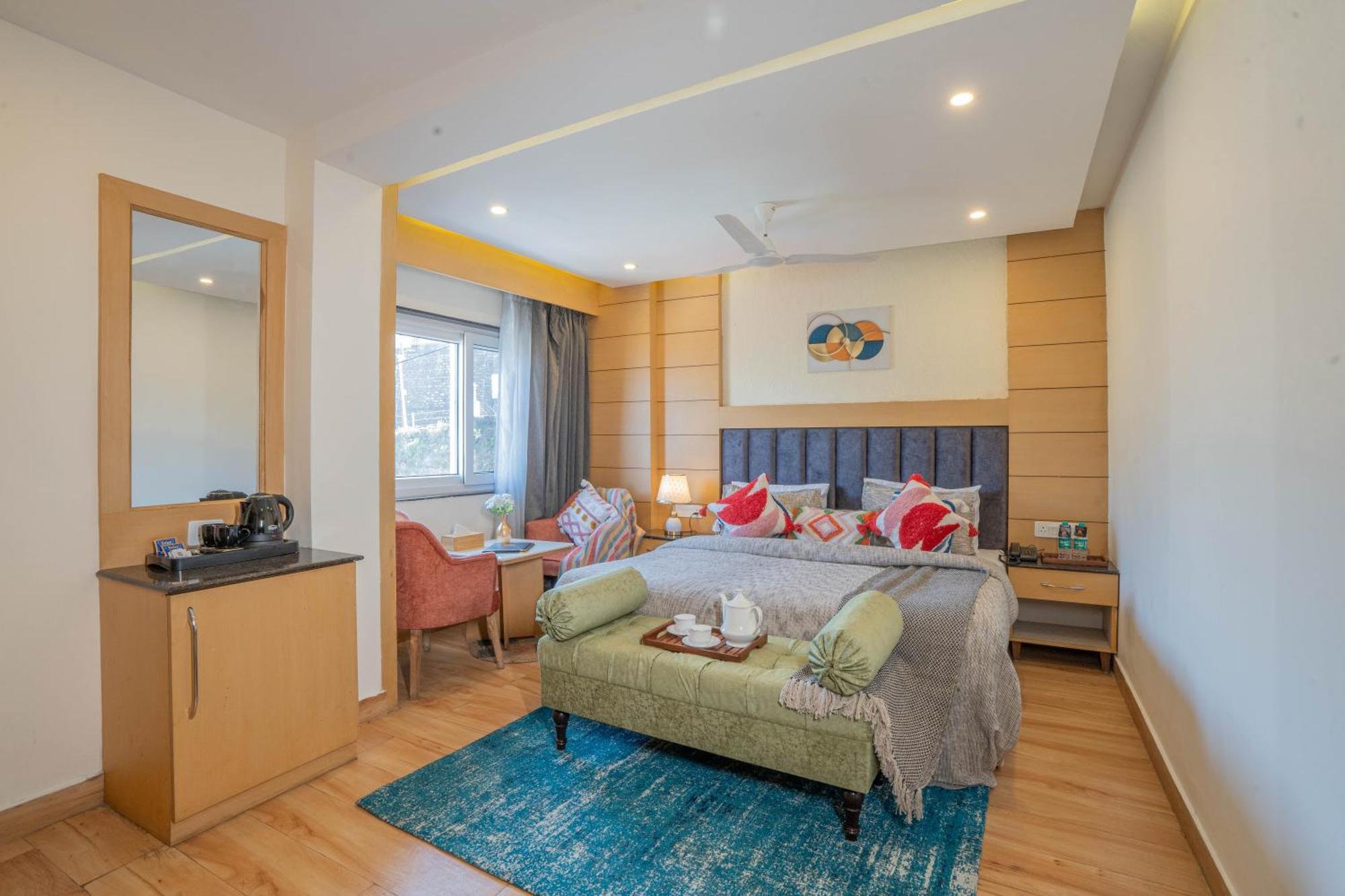 Perfectstayz Premium At Mall Road Mussoorie Esterno foto