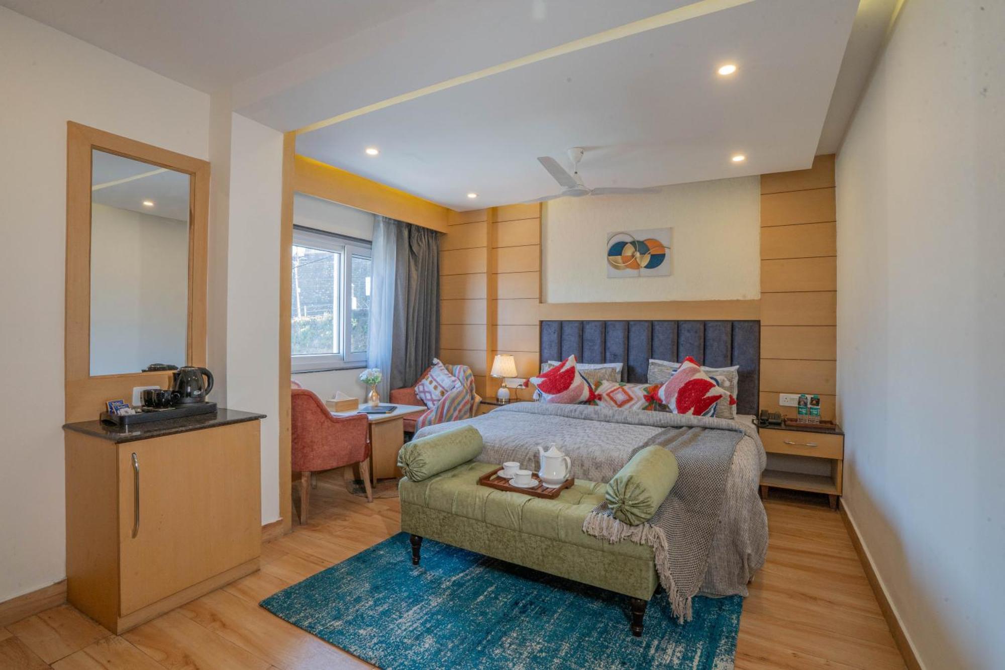 Perfectstayz Premium At Mall Road Mussoorie Esterno foto