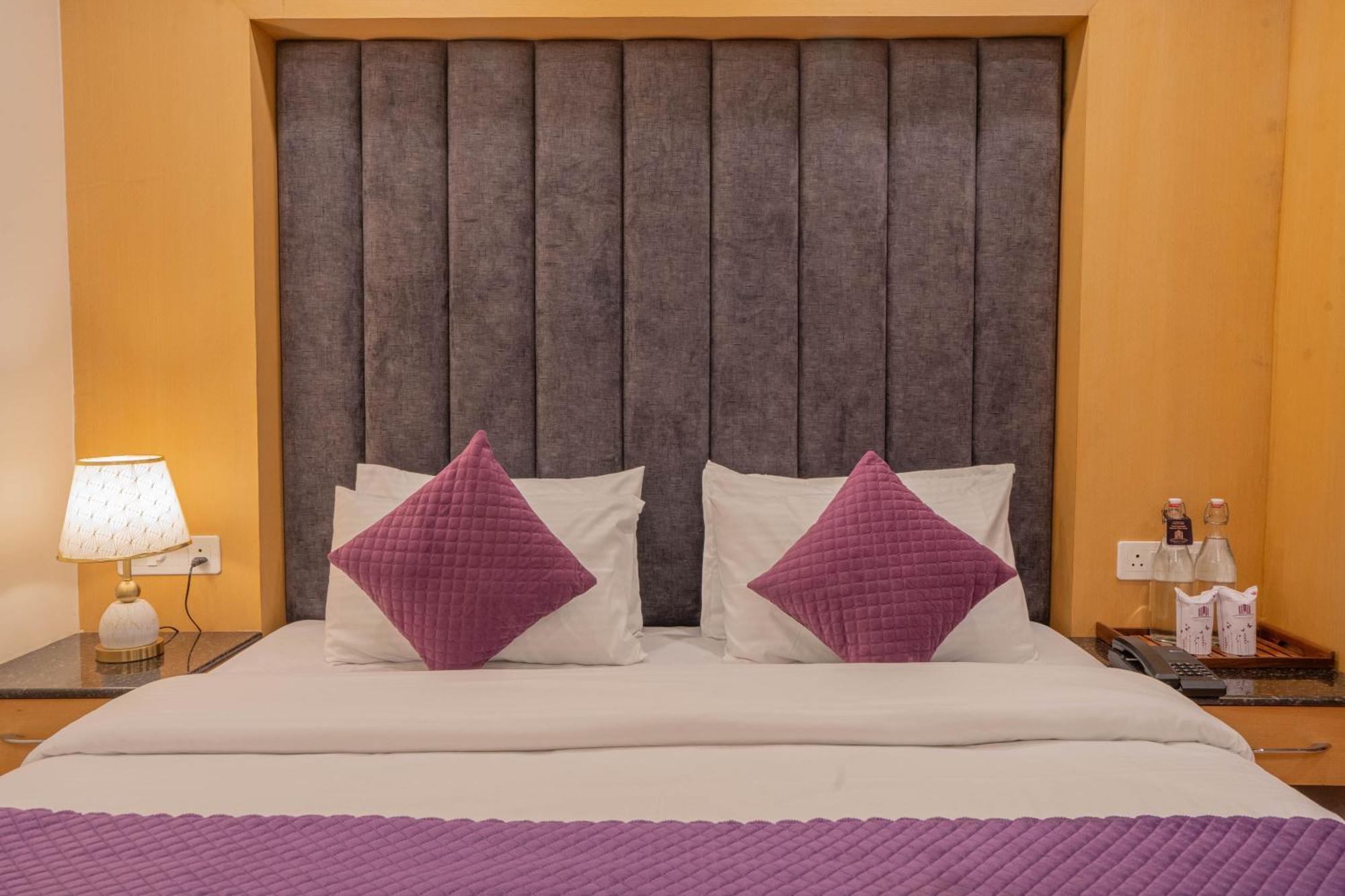 Perfectstayz Premium At Mall Road Mussoorie Esterno foto