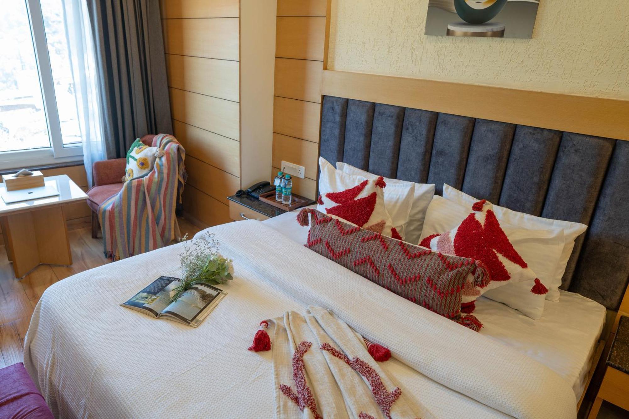Perfectstayz Premium At Mall Road Mussoorie Esterno foto