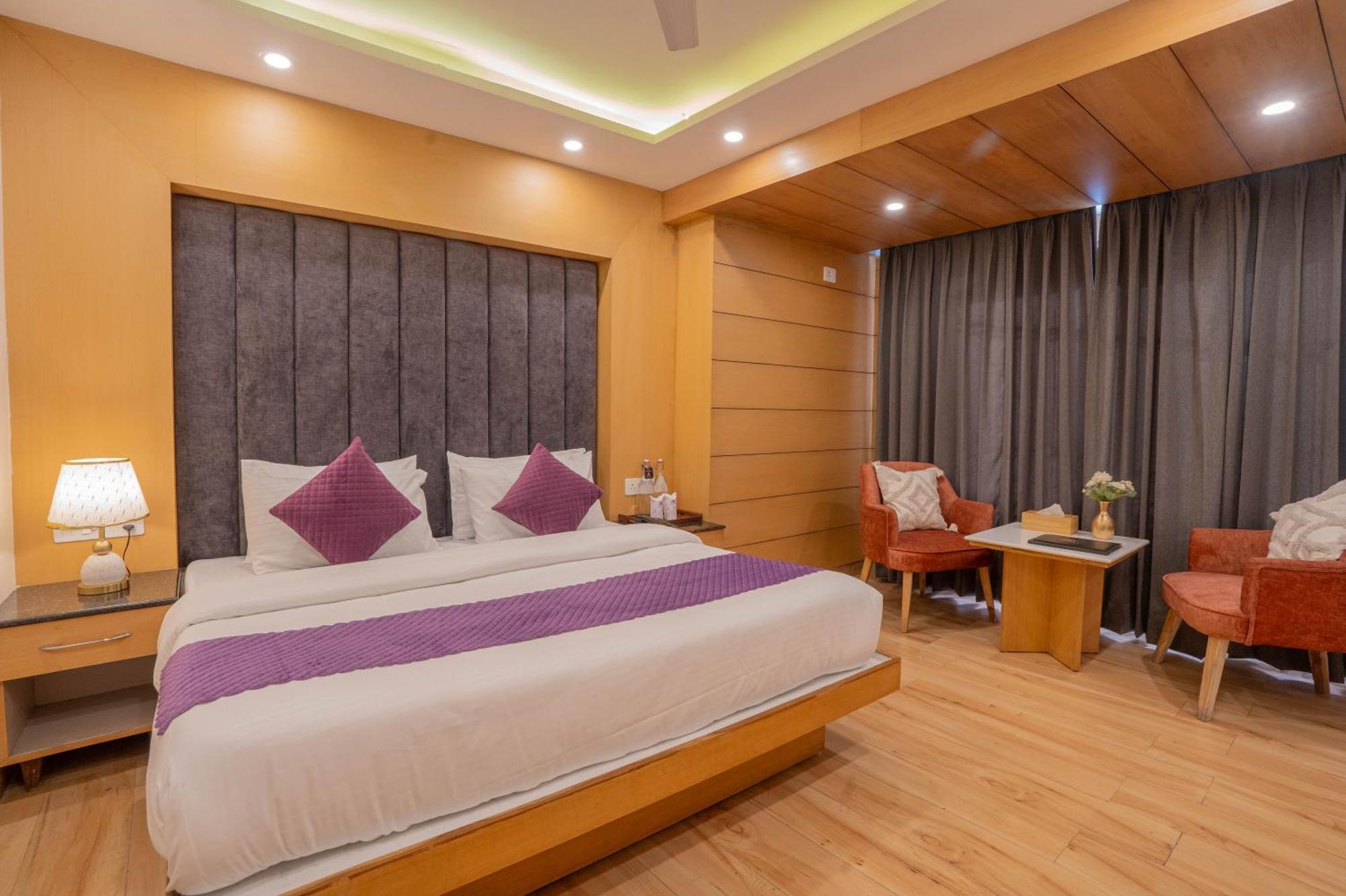 Perfectstayz Premium At Mall Road Mussoorie Esterno foto