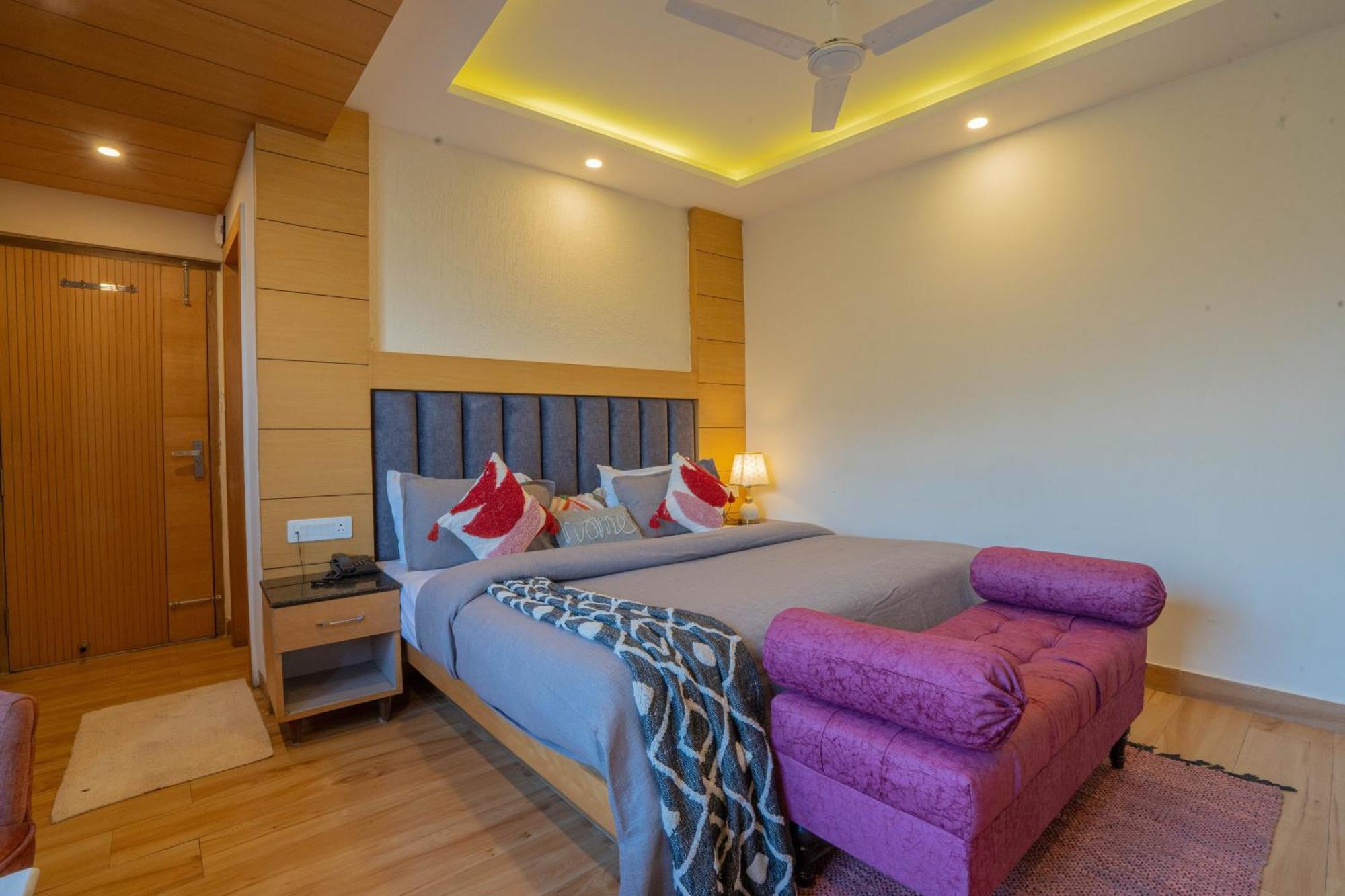 Perfectstayz Premium At Mall Road Mussoorie Esterno foto