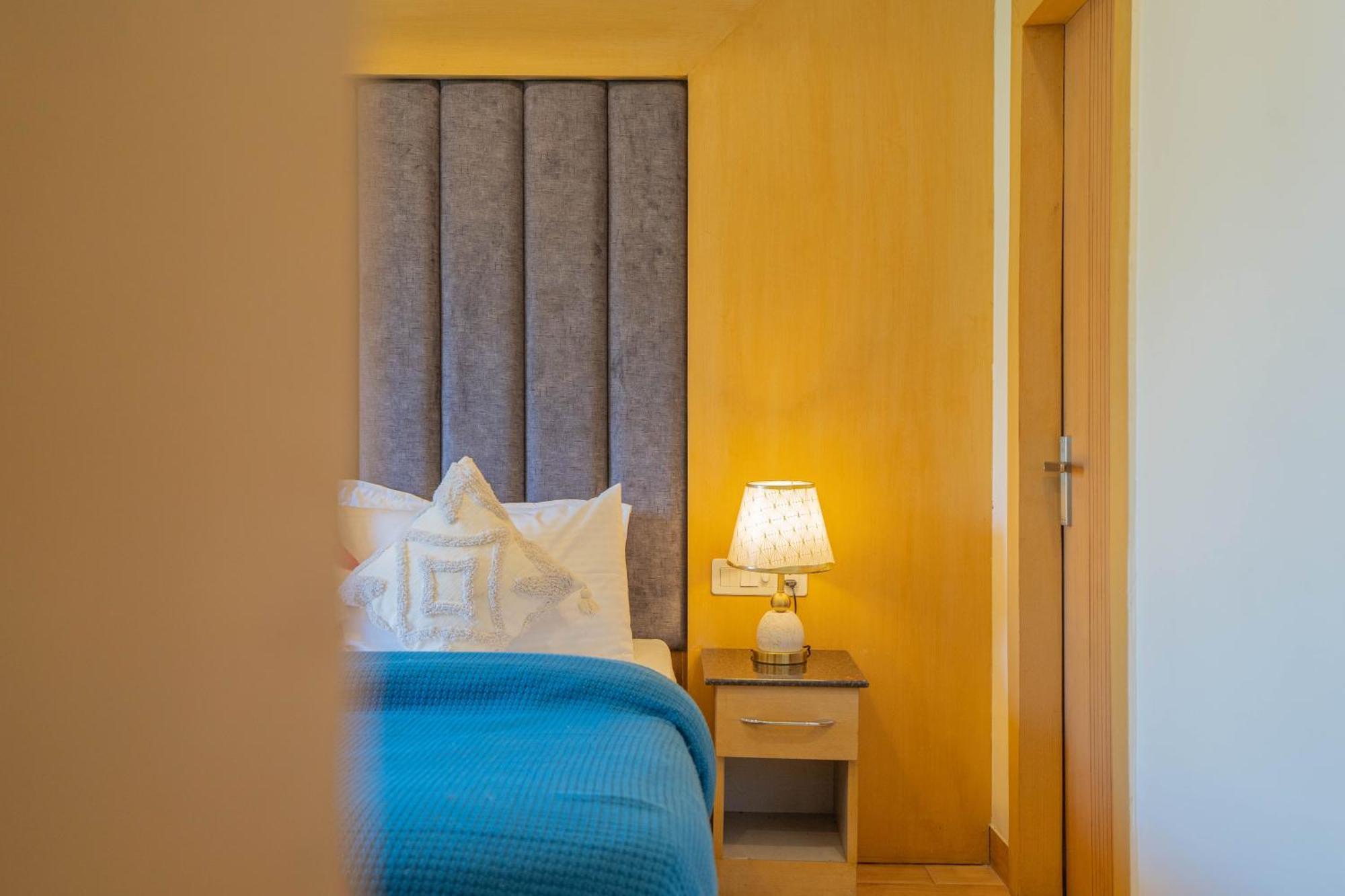 Perfectstayz Premium At Mall Road Mussoorie Esterno foto